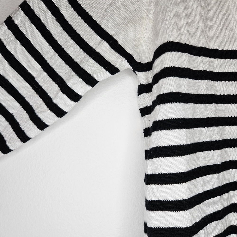 Shein Heart & Letter Embroidery Striped Pattern Sweater Sz L - Picture 9 of 11